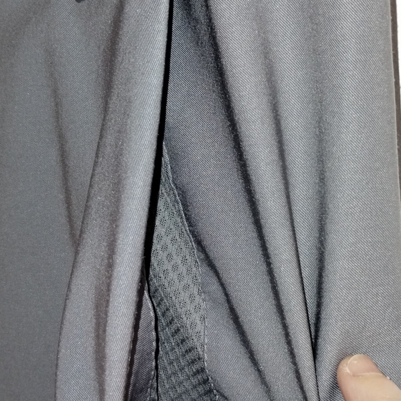 ADIDAS GREY GOLF PANTS SIZE MEDIUM - Picture 5 of 7